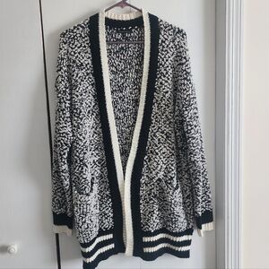 Staccato Black and White Open Cardigan